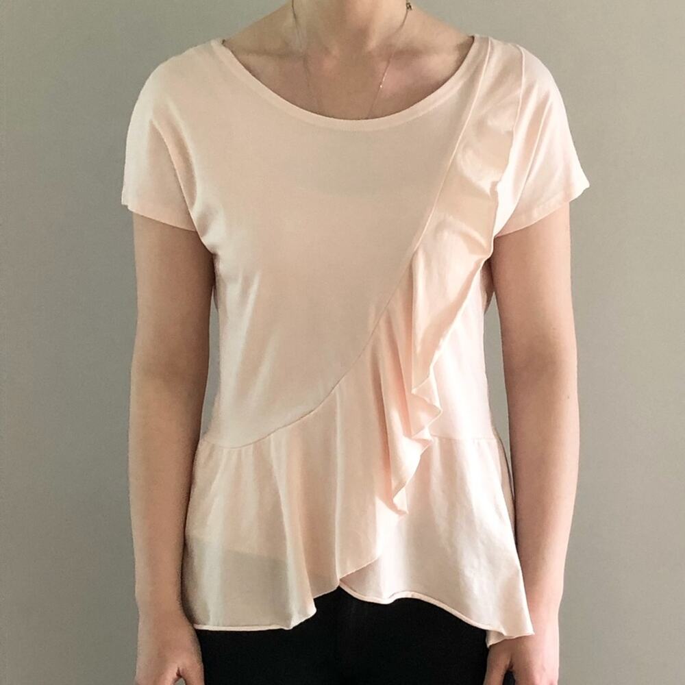 Elegantees Kristina Petal Pink Ruffle Front Top M